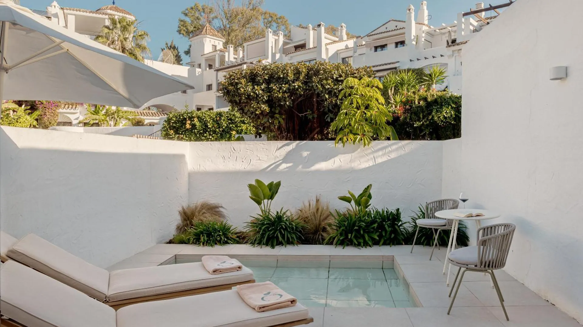 מארבלה Anfitrion Villas & Suites